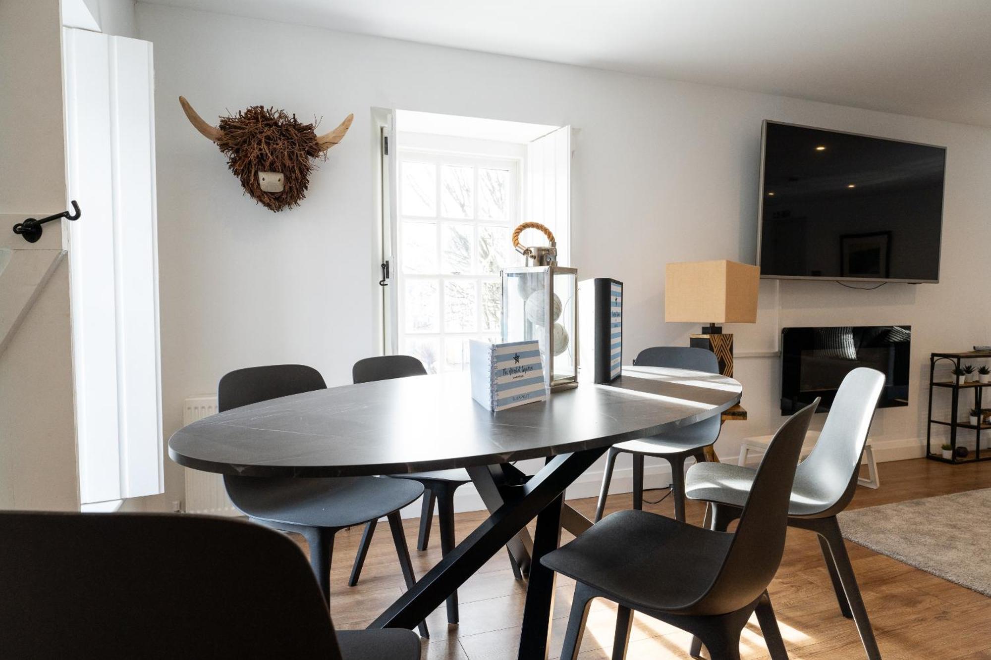 Market Square Apartments Бушмілс Екстер'єр фото