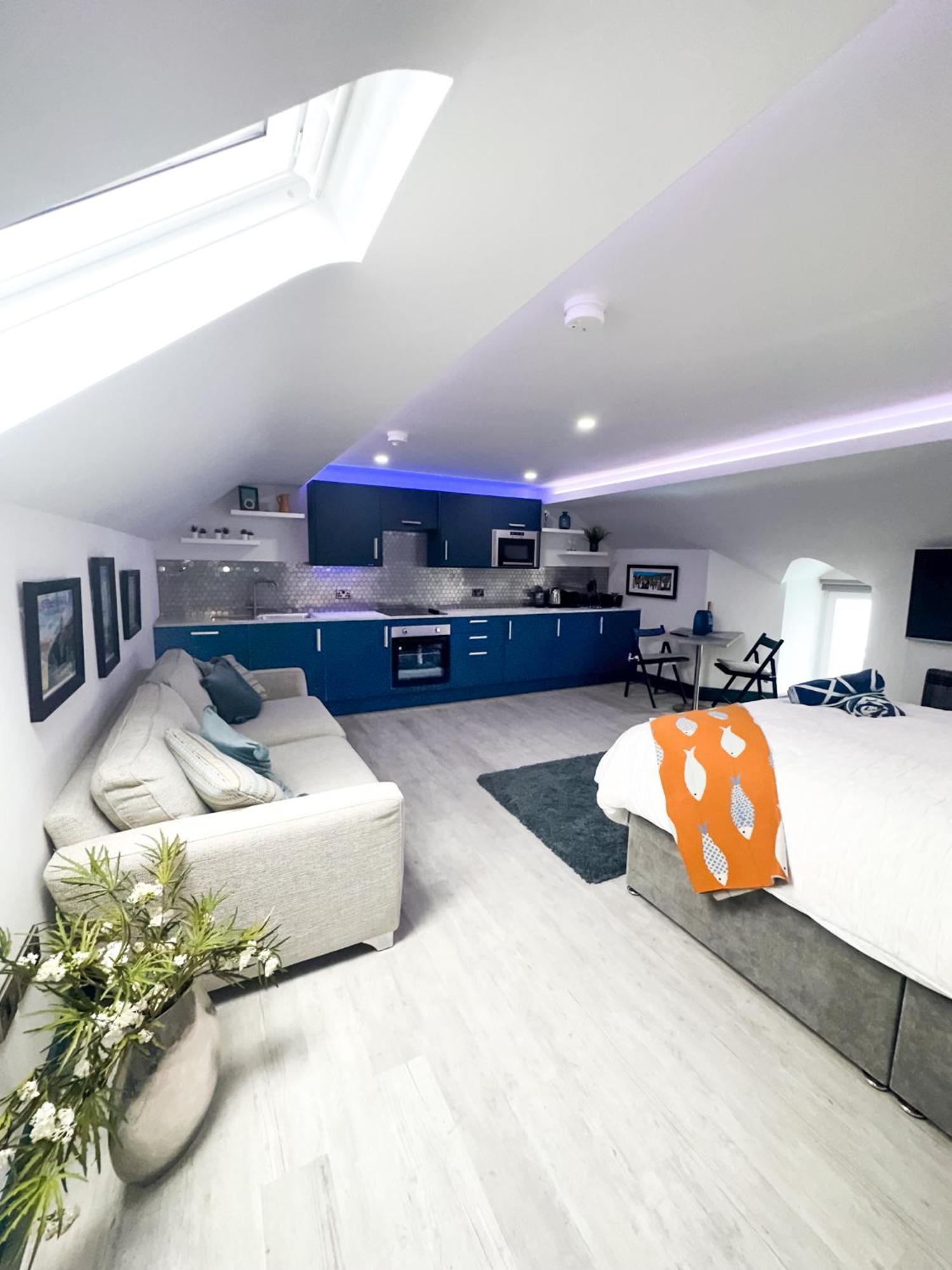 Market Square Apartments Бушмілс Екстер'єр фото