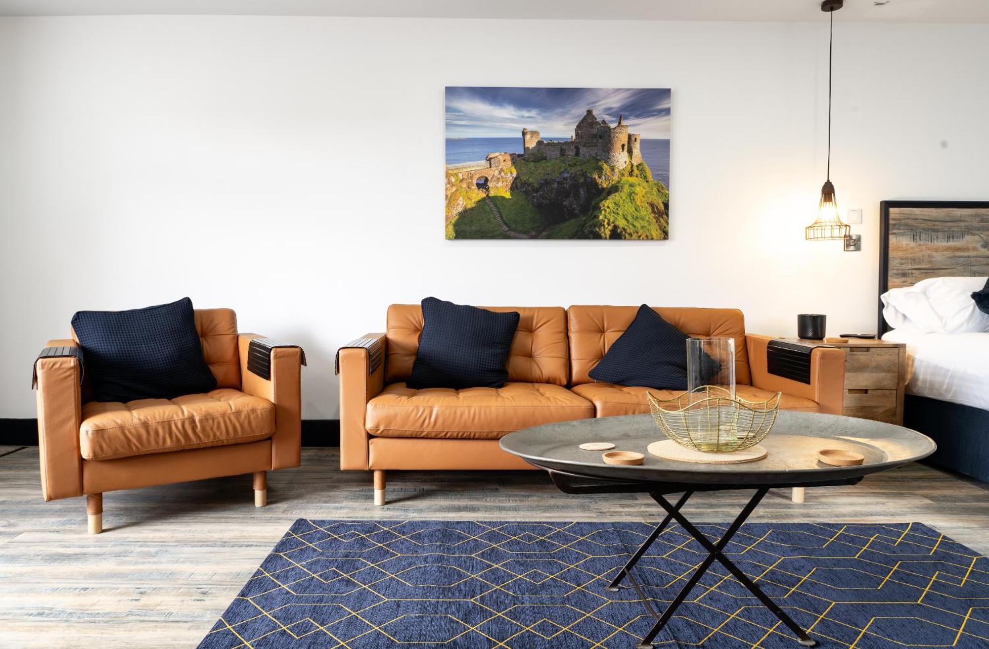 Market Square Apartments Бушмілс Екстер'єр фото